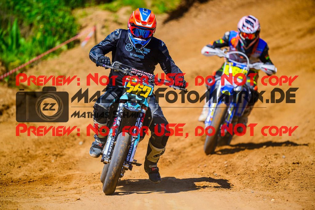 MaZZes_FotoMatrix_240512_6007705_8804 | S2