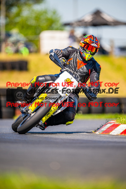 MaZZes_Fotomatrix_20250429_6007705_9467 | Fotograf Mathias Schmid
Sportfotograf,
Eventfotograf,
Hochzeitsfotograf,
Portraitfotograf