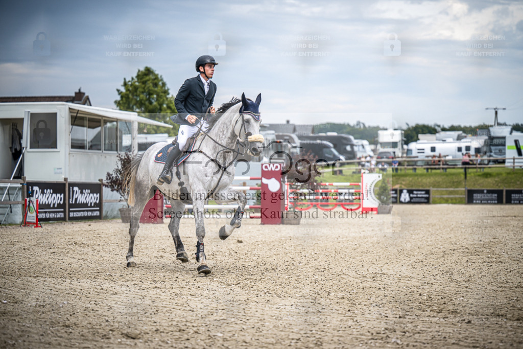 DOS_5485 | Entdecke hochwertige Reitturnierfotos von Foto Oger. Professionell, emotional und authentisch – jetzt Lieblingsmomente im Shop bestellen. - Realisiert mit Pictrs.com