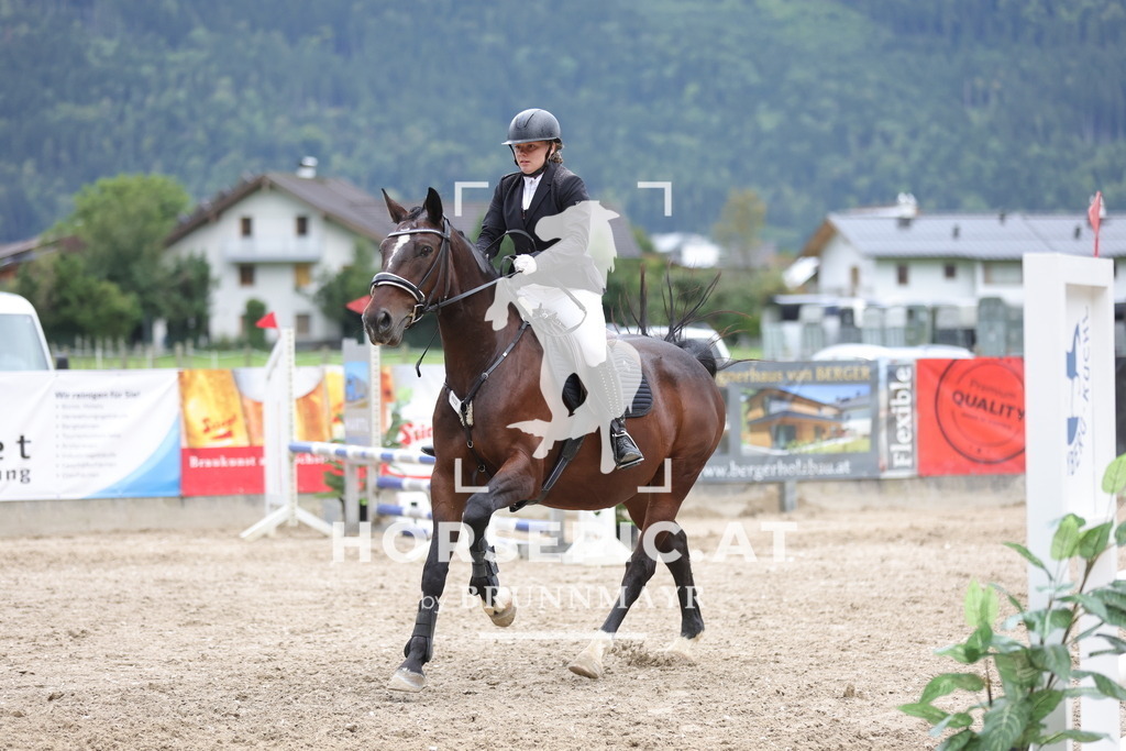 0P6A1471 | Willkommen bei Brunnmayr - Design & Fotografie – Ihrem Spezialisten für Reitturniere und Pferdeveranstaltungen in Oberösterreich, Salzburg und Bayern! Seit über 17 Jahren sind wir leidenschaftlich dabei.