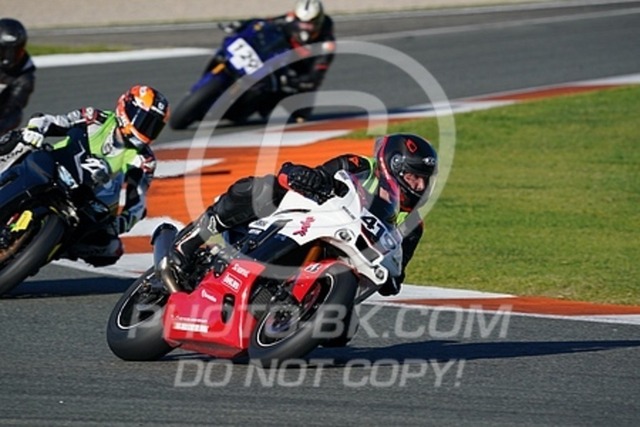 2023_01_04_PBK_23342 | Sportfotografie; SlowMotion; Video; Rennstrecke; Hafeneger; Speer; Racing; RSE; BMW; CBO; Trackday; Motorsportarena; Hockenheimring; Brno; Most; Barcelona; Valencia