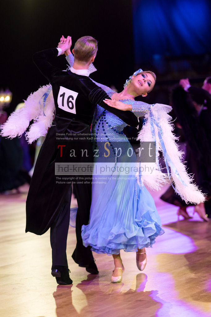 20241215_WDSF_Open_Youth_Std-Riga-8526 | Tanzsportbilder, Standardtanz, Lateintanz, WDSF, DTV, LTVB, dancecomp, goc, hessen tanzt, blaues band der spree, walzer, tango, wiener walzer, slowfox, quickstepp, samba, rumba, cha-cha-cha, paso doble. jive, hd-kroft photography, turniertanzsport