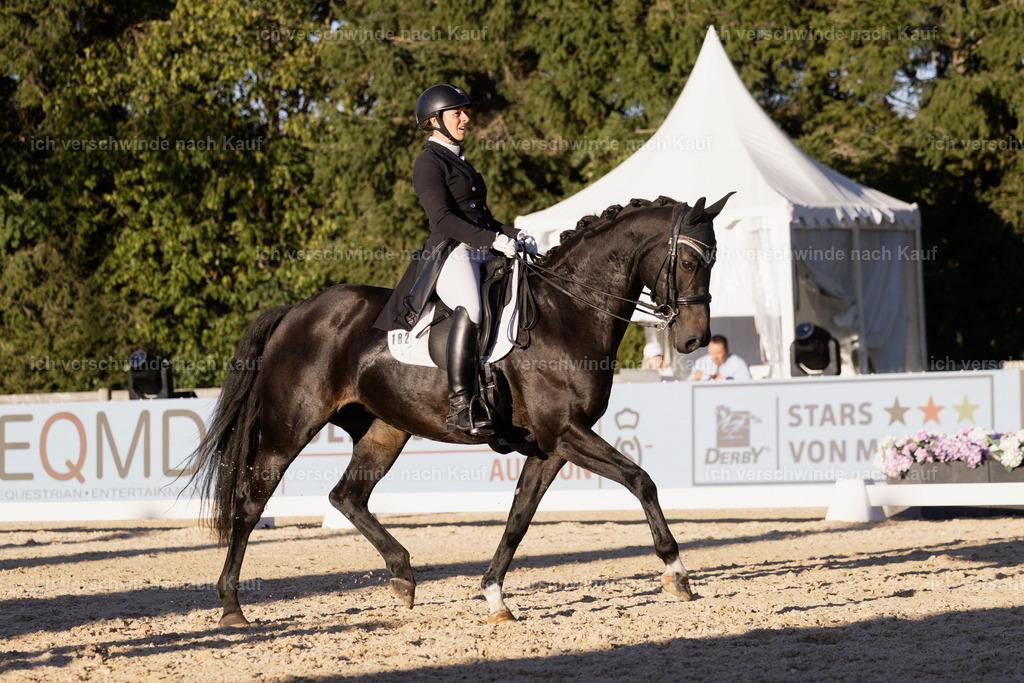 FHC2026_P09_182_19314 | Fichtenhof Classics 2026 – Grand Prix de Dressage - VOLTAIRE Design Preis, Reitanlage Fichtenhof, Sch ftlarn