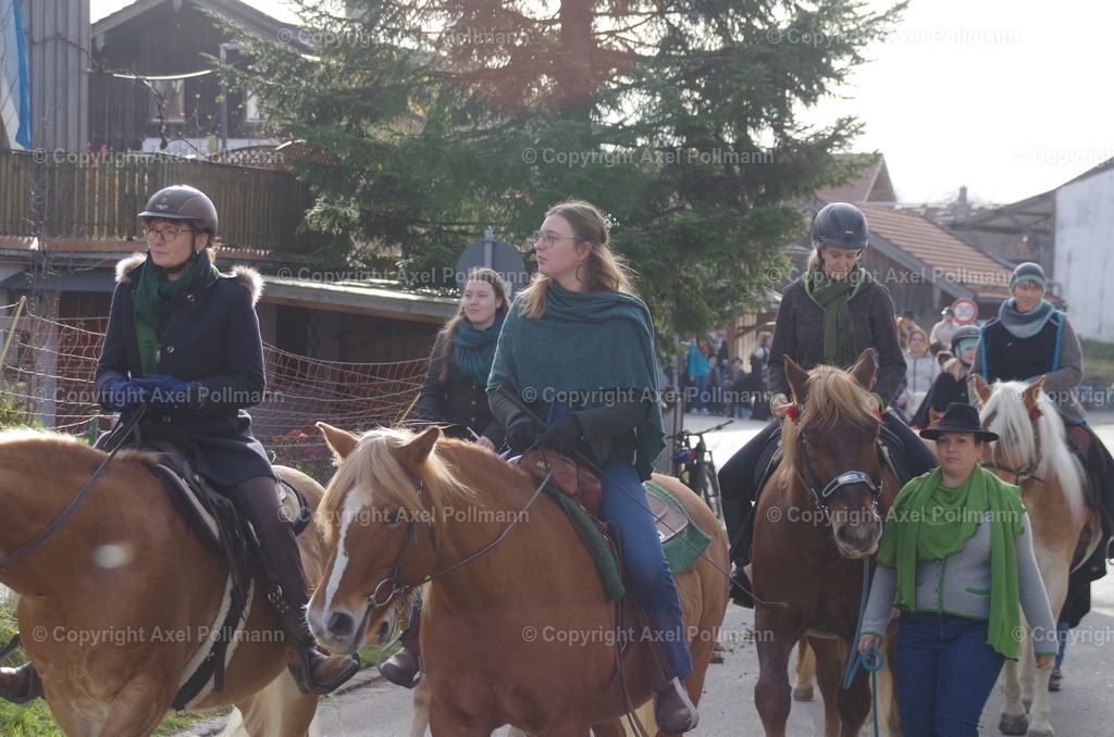 IMGP1032 | fotografiert von Axel PollmannLeonhardi Wallfahrt Benediktbeuern und Murnau, Fronleichnam, Fasching, Landschaft im Loisachtal und Benediktbeuern  - Realisiert mit Pictrs.com