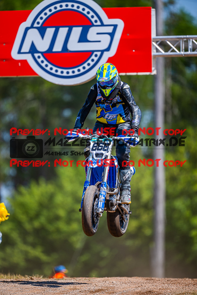 MaZZes_FotoMatrix_230609_6787 | UE40