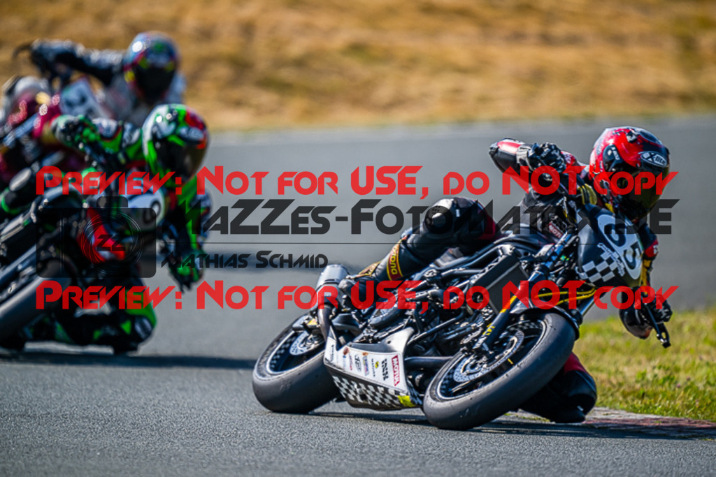 MaZZes_FotoMatrix_220724_5408 | TWIN