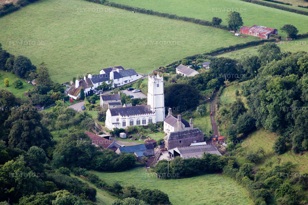 Luftbild: Ortsansicht in Denbury im Bundesland England in Vereinigtes Königreich. Foto: IMG_19737.jpg vom 25.07.2009 durch Werner Riehm/FLY-FOTO.de