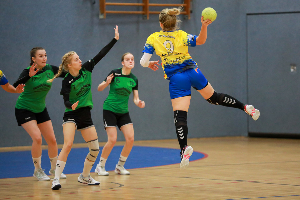 HcTvRhedeII_SvNeukirchen_150924_039 | Bildergalerie von Sport-Ereignissen aber auch von weiteren spannenden Dingen - nicht nur vom Niederrhein. In Anlehnung an den bekannten Spruch von Hanns Dieter Hüsch heißt das Motto: "Niederrhein ist überall".  - Realisiert mit Pictrs.com