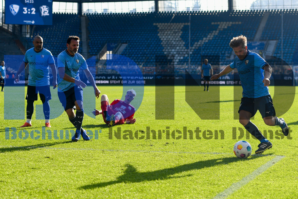  09.09.2023 - 
 | Christian Schnaubelt / Bochumer Nachrichtendienst (BOND) - 175 Jahre VfL Legendenspiell: VfL Bochum 1848 vs. Stadtauswahl  - Realisiert mit Pictrs.com