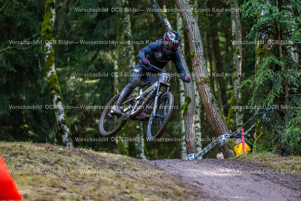 IXS Downhill Ilmenau Samstag R3-9467 | OCR Bilder Fotograf Eisenach Michael Schröder