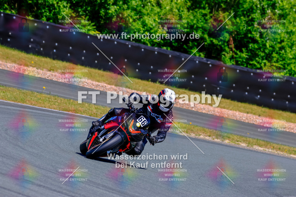 _TCM6292 | Hier findet Ihr Bilder von Touristenfahrten auf der Nürburgring Nordschleife oder von anderen Veranstaltungen die ich besucht habe. Viel Spass beim Durch Schauen 