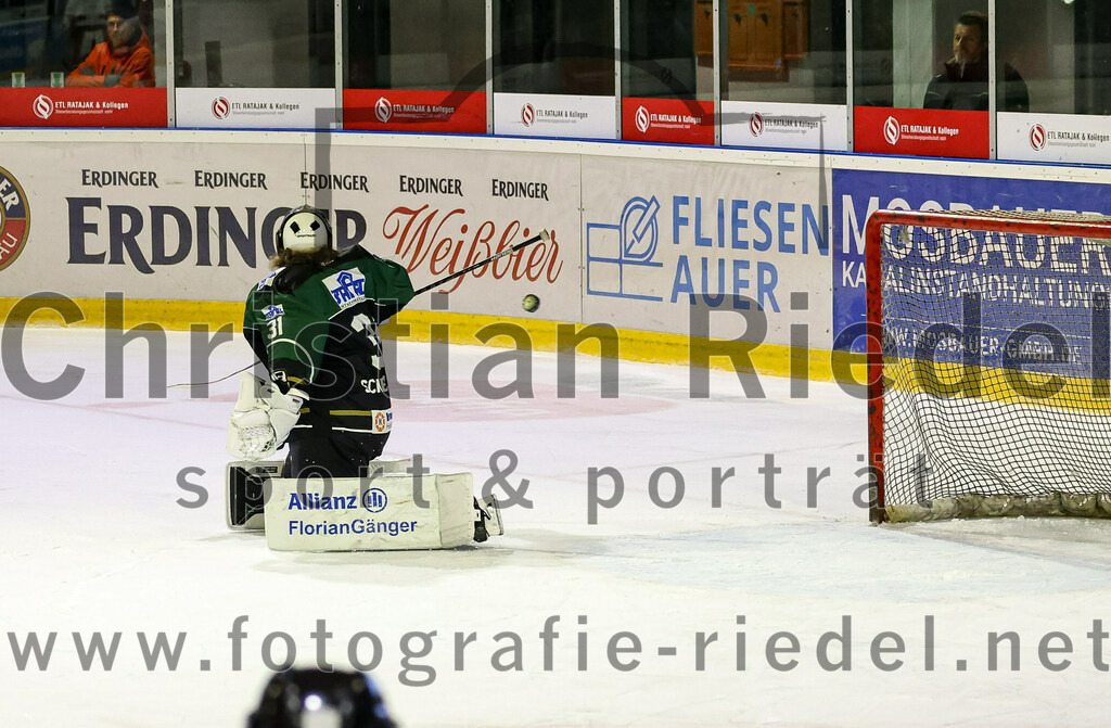 2022-11-13_054_TSV_Erding_gegen_TEV_Miesbach | Erding, Deutschland, 13.11.2022:
Eishockey, Bayernliga 2022 / 2023, 13. Spieltag, TSV Erding gegen TEV Miesbach, Endergebnis: 

Foto: Christian Riedel / fotografie-riedel.net