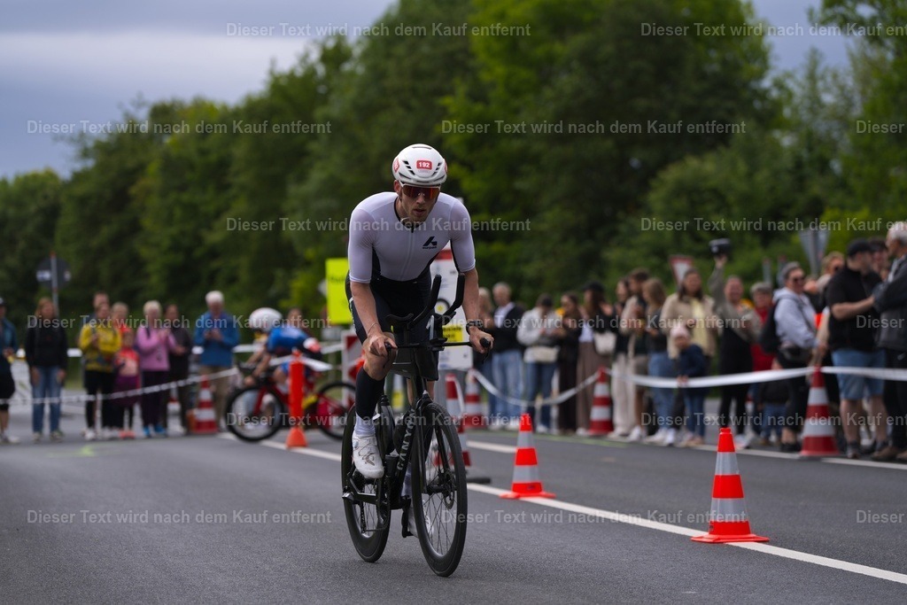 triathlon_wuerzburg_r_2026_06_14-629 | Shop für Fotos von Sportevents z.B. Obstacle Course Racing, OCR, Triathlon, Trail Run und MTB - Realisiert mit Pictrs.com
