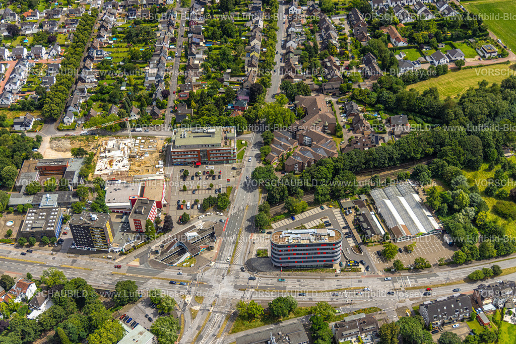 Duisburg240704174-Sued | Luftbild, Duisburg-Süd, Neubau Baustelle Sittardsberg, Straßenkreuzung Sittardsberger Allee, Bezirksamt, Buchholz, Duisburg, Ruhrgebiet, Nordrhein-Westfalen, Deutschland