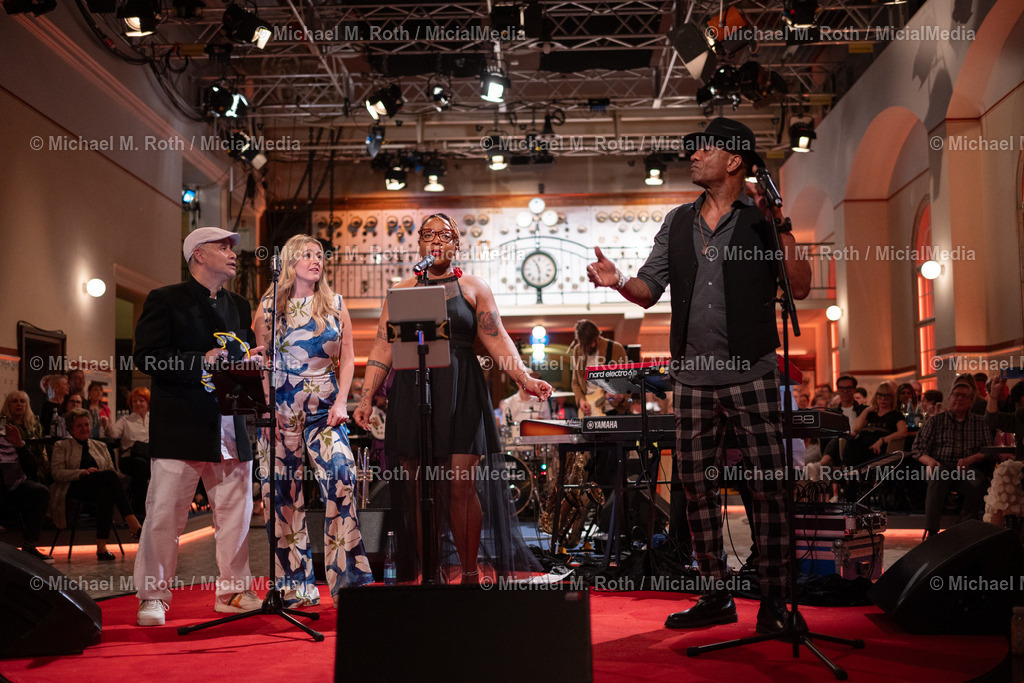 mici-yo-20240405-203106Z62_5111 | MicialMedia Fotos