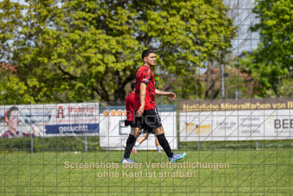 20250427_145857_0009 | #,TSV Bad Boll (rot) vs. SV Waldhausen (gelb), Fussball, Landesliga 2 - wfv, 24. Spieltag, Saison 2024/2025, Rasenplatz, Erlengarten 37, 73087 Bad Boll, 27.04.2025 - 15:00 Uhr,Foto: PhotoPeet-Sportfotografie/Peter Harich
