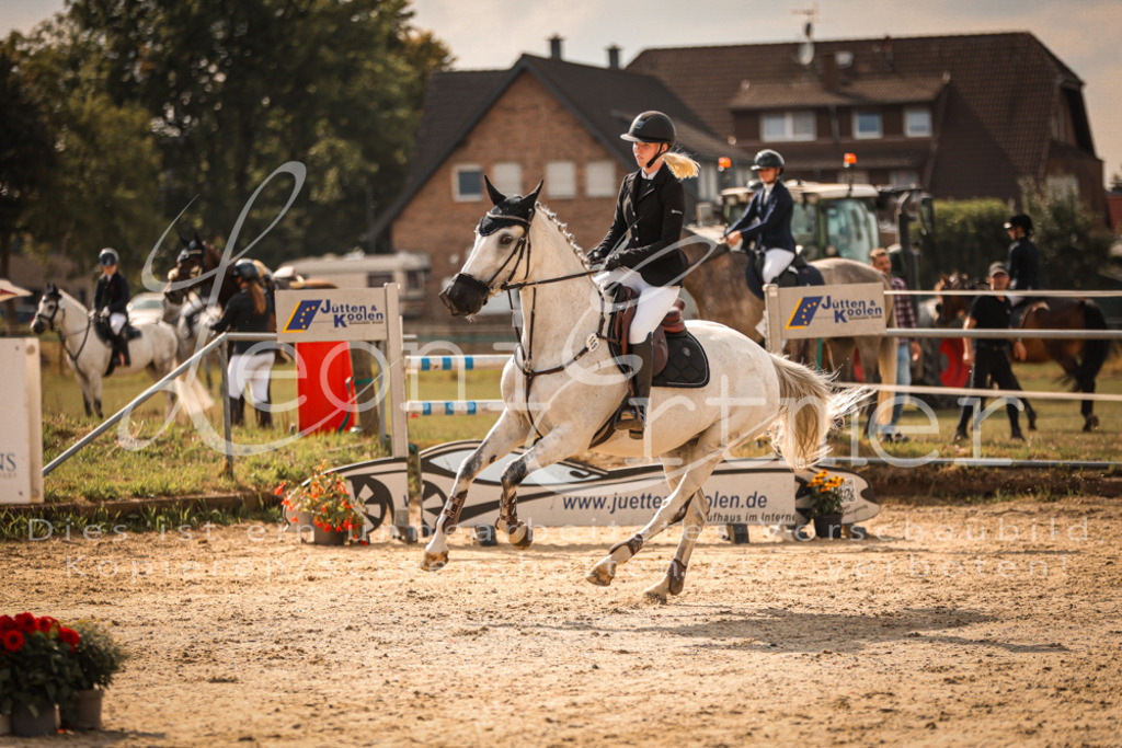 01.FrSpE00111 | Leoni Ertmer Photography - Realisiert mit Pictrs.com