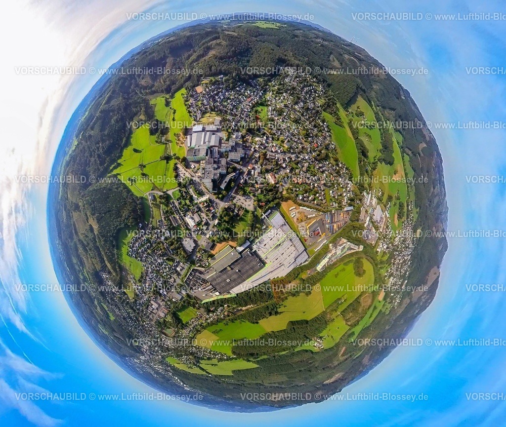 Kreuztal230990399Krombach | Luftbild, Ortsansicht Ortsteil Krombach mit Firmengelände Krombacher Brauerei, Erdkugel, Fisheye Aufnahme, Fischaugen Aufnahme, 360 Grad Aufnahme, tiny world, Krombach, Kreuztal, Sauerland, Nordrhein-Westfalen, Deutschland