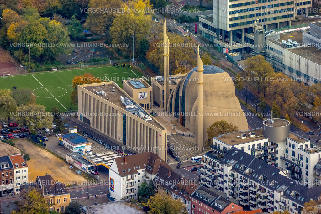Koeln231100542DITIB Center ZentralMoschee | Luftbild, Ditib Zentralmoschee Köln mit moderner Baugestaltung, neue Bezirkssportanlage Fußballplatz Ehrenfeld, Ehrenfeld, Köln, Rheinland, Nordrhein-Westfalen, Deutschland