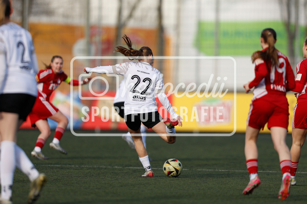 Fußball I Frauen I Saison 2025-2026 I Testspiel I FSV Gütersloh - SpVg Aurich-09 | Anna Stockmann (22, FSV Gütersloh) - Realisiert mit Pictrs.com