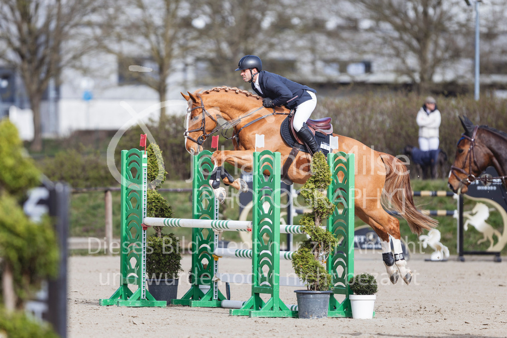 260404_Fruehlingsfest_SprPf-L-233 | Deine schönsten Turniermomente als professionelle Fotos! Entdecke hochwertige Pferdesport-Fotografie im Online-Shop. Jetzt Fotos finden & bestellen!