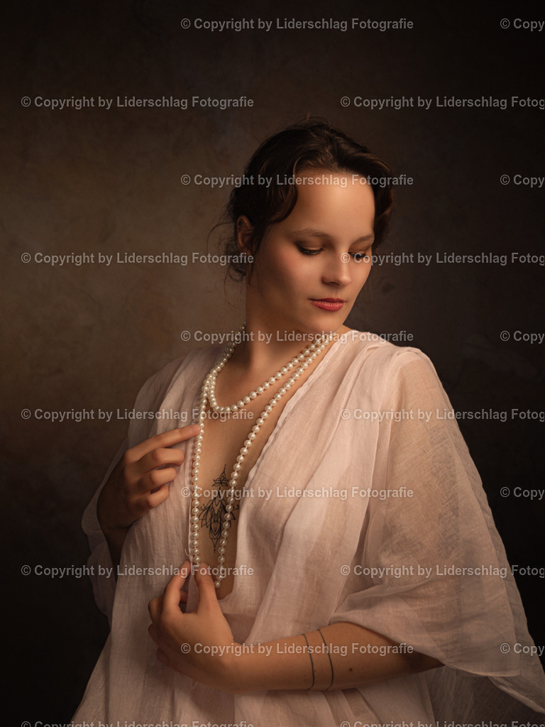 Helene-2 | Der Fotograf aus Frankfurt (Oder), Hochzeitsfotograf, Portraitfotograf, Aktfotograf, Babybauchfotograf, Menschen fotografieren, Fotostudio Frankfurt (Oder)