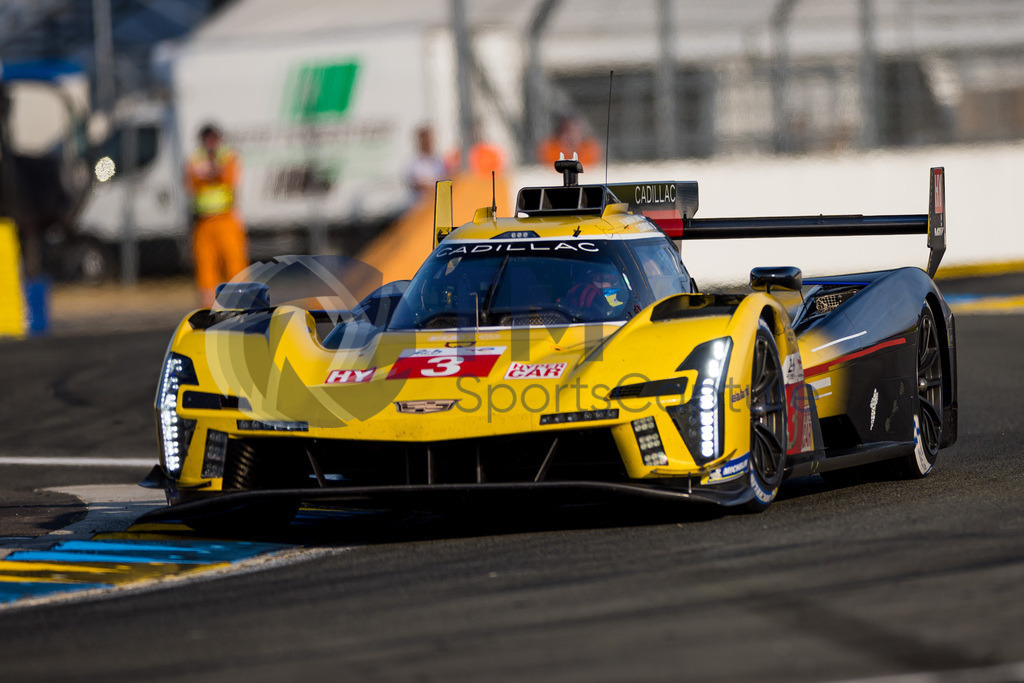 Trainproduction-20230607-1128 | LE MANS,FRANCE,07.Jun.23 - MOTORSPORTS - WEC, FIA World Endurance Championships, 24 Hours of Le Mans, Circuit de la Sarthe, qualifying. Image shows Sebastien Bourdais (FRA), Renger Van der Zande (NED) and Scott Dixon (NZL/Cadillac Racing). Photo: Trainproduction / Matthias Trinkl