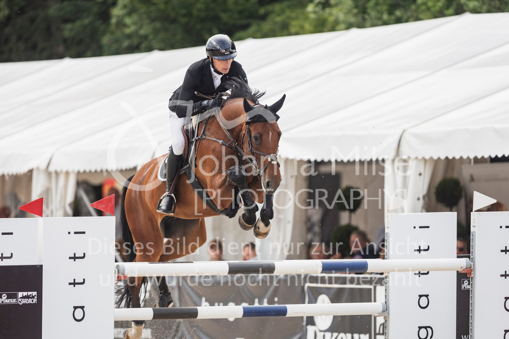250601_MayDays_GP-572 | Deine schönsten Turniermomente als professionelle Fotos! Entdecke hochwertige Pferdesport-Fotografie im Online-Shop. Jetzt Fotos finden & bestellen!