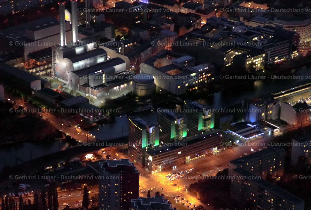 8000005 | Kraftwerk Berlin GmbH - Köpenicker Straße während der Aktio "Berlin in lights"
