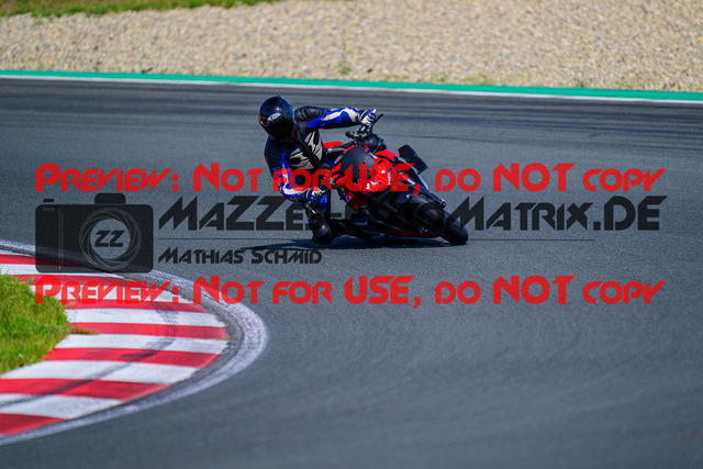 MaZZes_FotoMatrix_240725_6007705_4872 | ROT