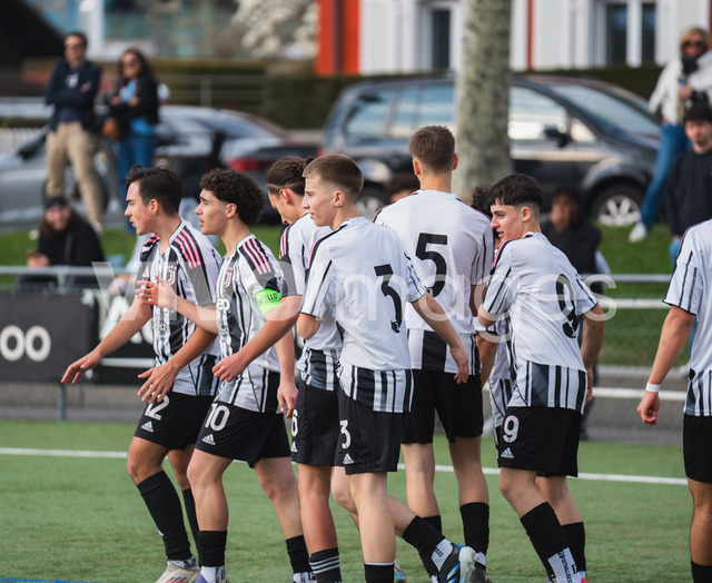 juv_lut_fmachado-0212 | Images from the Juniors B match between Juventus Academy and FC Lutry, played on 18 March 2026 in Lutry, Switzerland, featuring players, coaching staff and match action throughout the game.