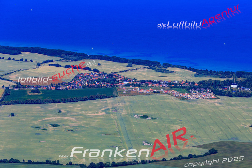 aktuelles Luftbild von Gross-schwansee Kalkhorst - Luftaufnahme wurde 2018 von https://frankenair.de mittels Flugzeug (keine Drohne) erstellt.