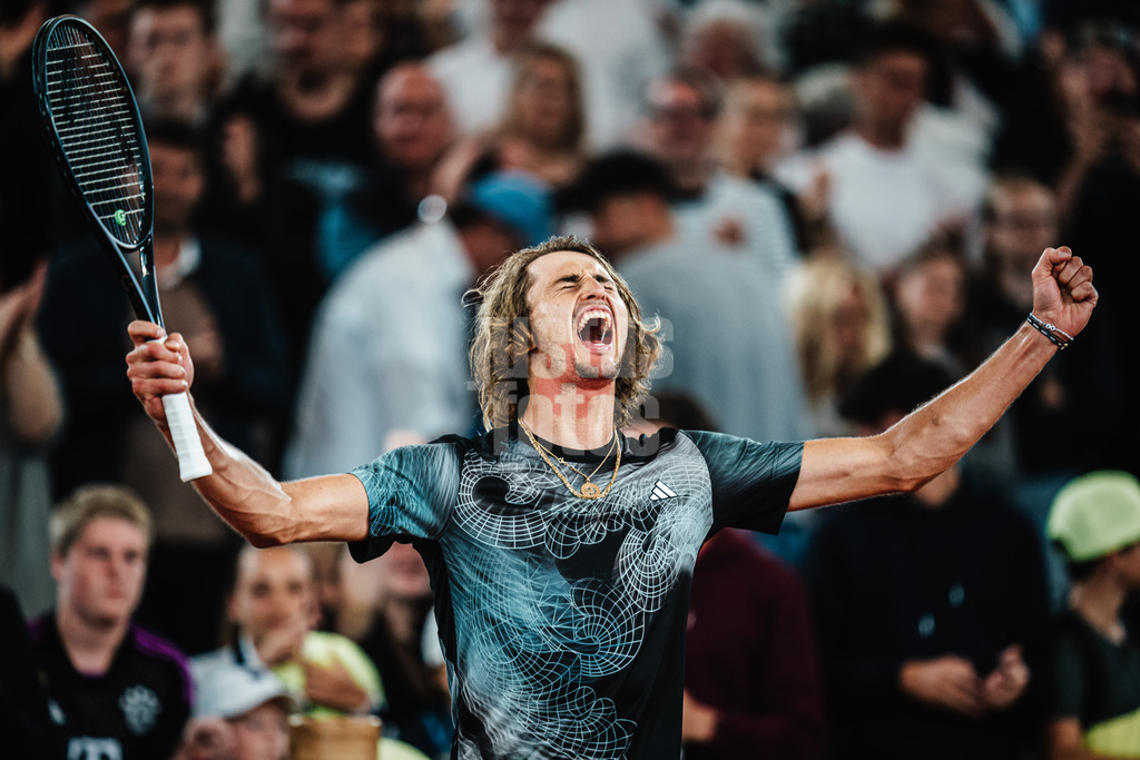 Tennis | Männer | ATP Tour 500 | European Open Hamburg | Arthur Fils (FRA) vs. Alexander Zverev (GER) | 29.07.2023 | Alexander Zverev (GER) jubelt denn er hat das Halbfinale gewonnen