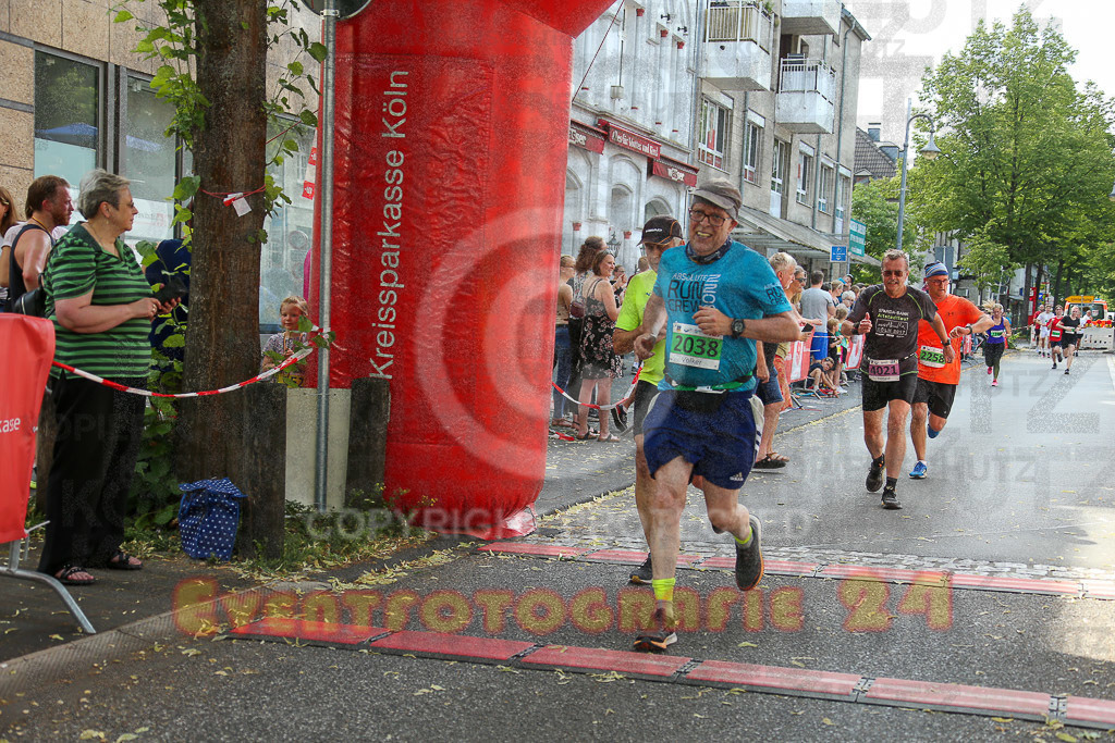 220625_1656_EX1_5492 | Sportfotografie im Rhein-Sieg Kreis, Köln, Bonn, NRW, Rheinland Pfalz, Hessen, etc. Unser Tätigkeitsfeld umfasst den Laufsport vom Volkslauf über den Marathon, Duathlon, Triathon bis zum Ultralauf wie Kölnpfad Ultra oder Schindertrail.