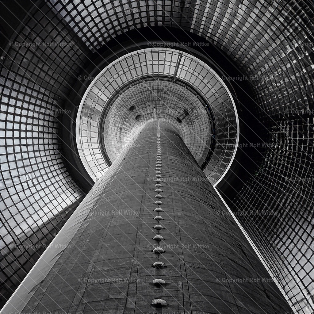 fernsehturm1.3 | der Rheinturm n einer abstrakten Foto Darstellung - Realisiert mit Pictrs.com