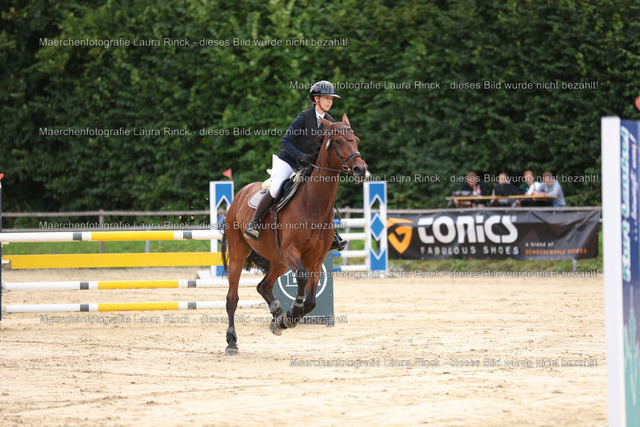 HG9A0193 | laurarinckfotografie - Realisiert mit Pictrs.com