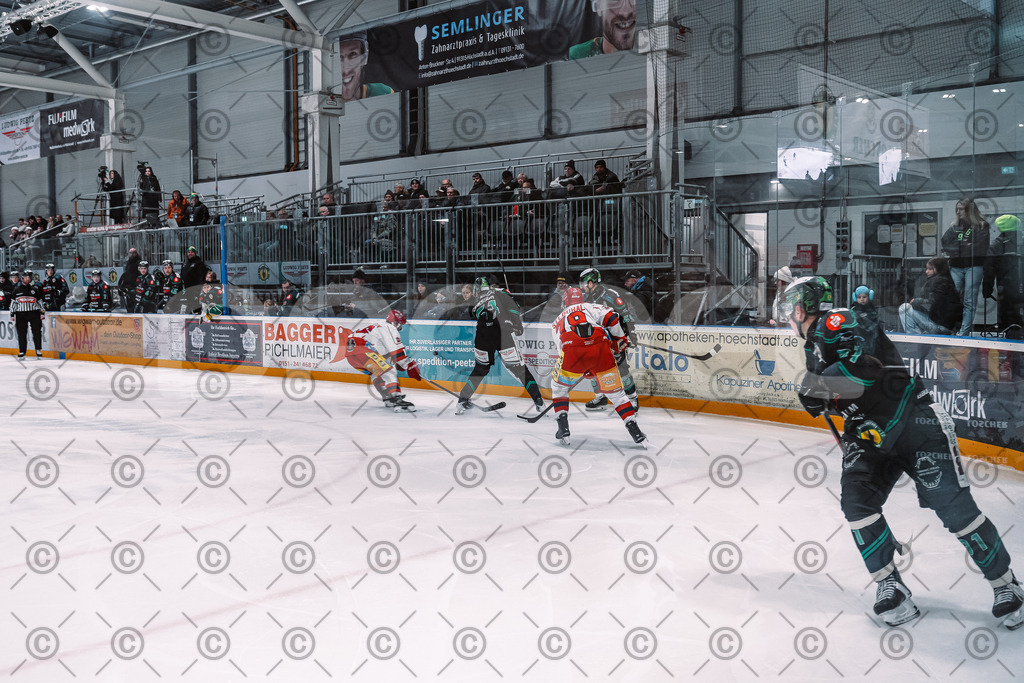 Alligators_vs_Deggendorf_30_11_2025-082 | Höchstadt Alligators Fotogalerie: Eishockey-Action aus Franken. Professionelle Spielfotos, Portraits & Stadionbilder zum Download. Jetzt entdecken! - Realisiert mit Pictrs.com
