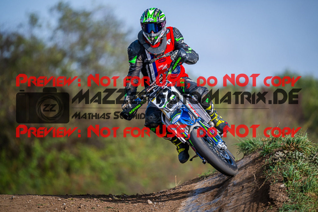 MaZZes_FotoMatrix_230930_7541 | UE40