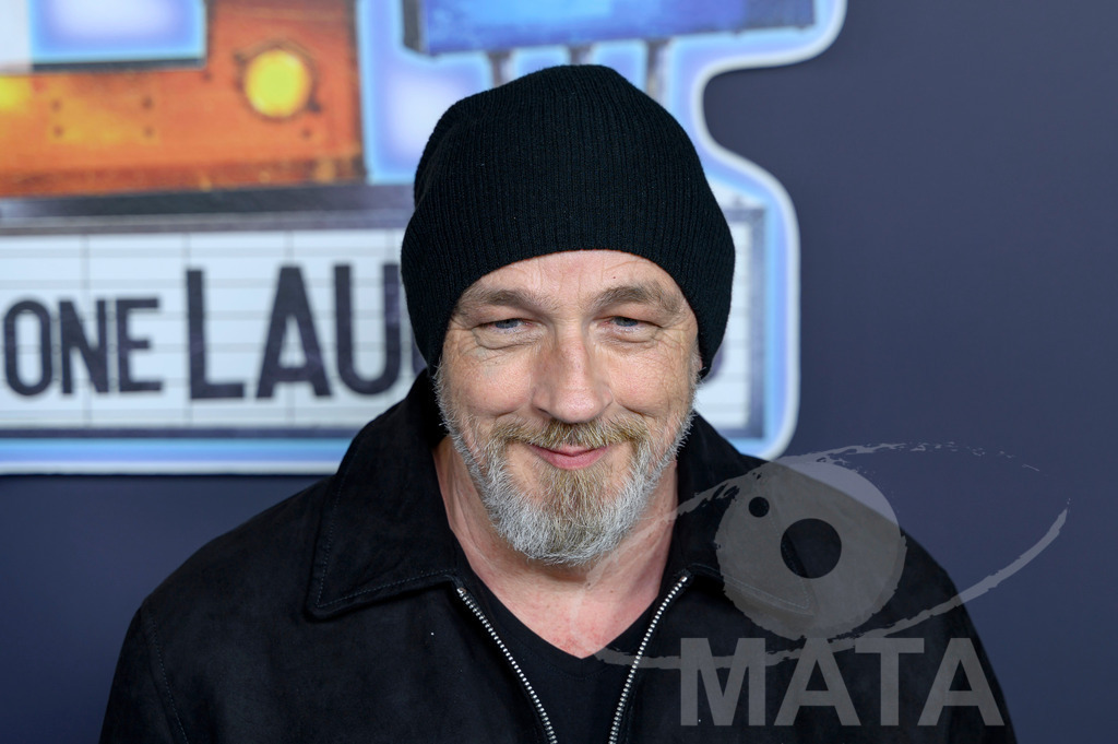 _DWA2508 | Torsten Sträter bei der Premiere der 5. Staffel der Amazon Prime Video Comedy-Gameshow 'LOL: Last One Laughing' in der Astor Film Lounge. München, 21.03.2024 - Realisiert mit Pictrs.com