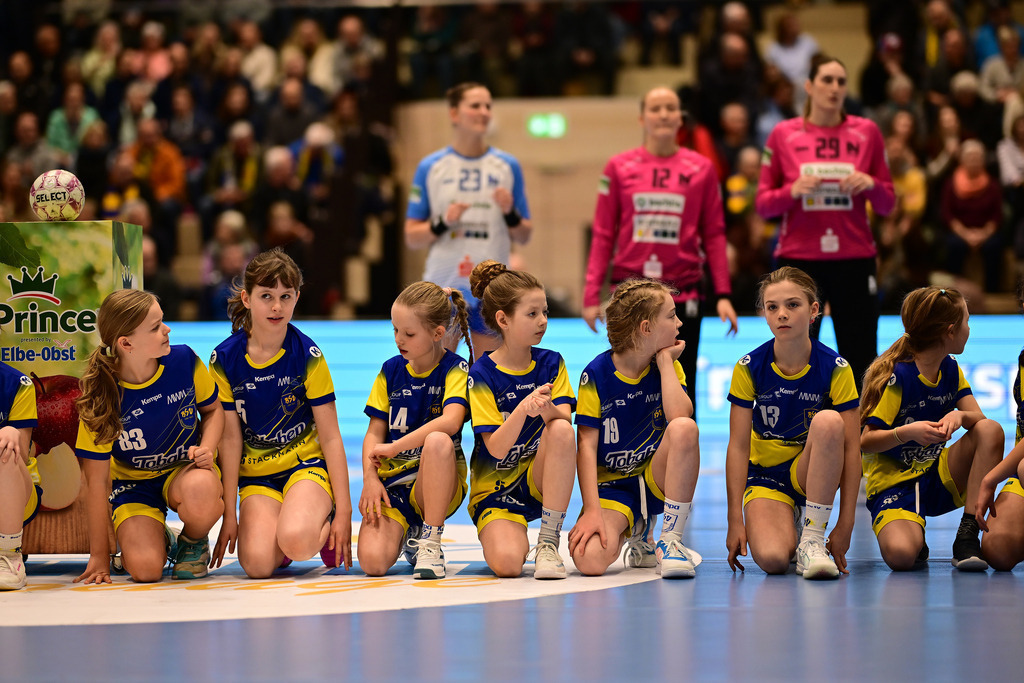 Handball I Frauen I Saison 2025-2026 I 14. HBF I 1. Spieltag I Buxtehuder SV - Sport-Union Neckarsulm | Der Sportfotograf. - Realisiert mit Pictrs.com