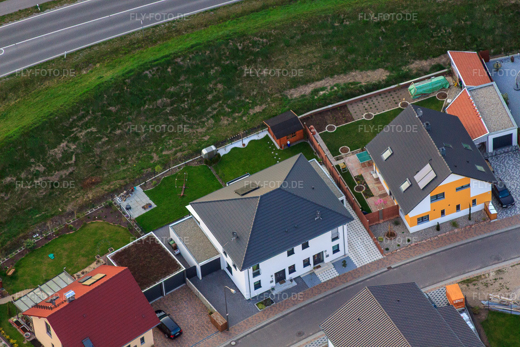 Luftbild: Eisvogelstr in Jockgrim im Bundesland Rheinland-Pfalz in Deutschland. Foto: IMG_63397.jpg vom 28.03.2014 durch Werner Riehm/FLY-FOTO.de