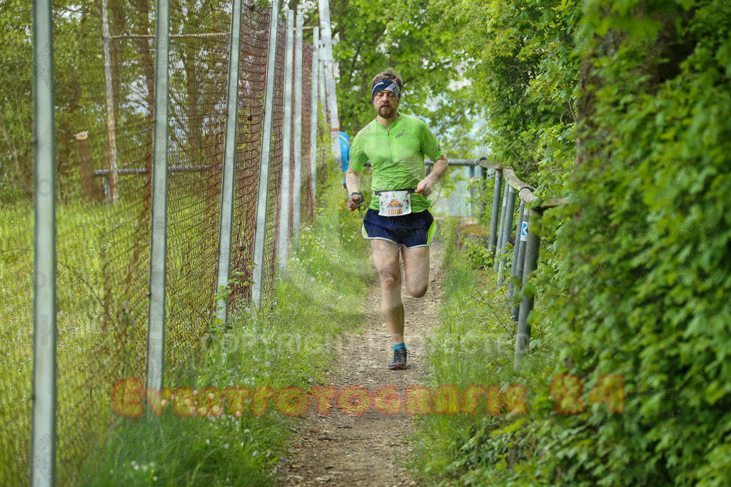 220430_1000_EX1_5637 | Sportfotografie im Rhein-Sieg Kreis, Köln, Bonn, NRW, Rheinland Pfalz, Hessen, etc. Unser Tätigkeitsfeld umfasst den Laufsport vom Volkslauf über den Marathon, Duathlon, Triathon bis zum Ultralauf wie Kölnpfad Ultra oder Schindertrail.