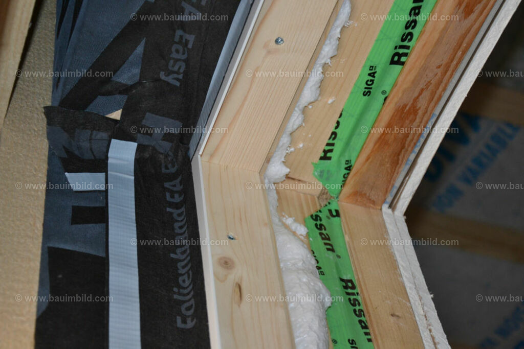 bib-lg13-holzbau-ausbau-0156 | Nach LV-Leistungsgruppen sortierte Detailfotos über den Bau eines Hauses. Alle Hausbau-Bilder direkt vom Urheber und Autor der Website Haus-Selber-Bauen.com