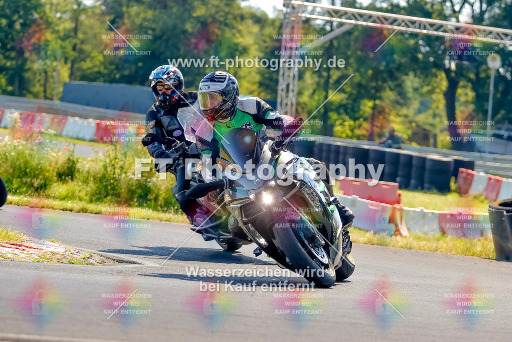 _MOT8984 | Hier findet Ihr Bilder von Touristenfahrten auf der Nürburgring Nordschleife oder von anderen Veranstaltungen die ich besucht habe. Viel Spass beim Durch Schauen 