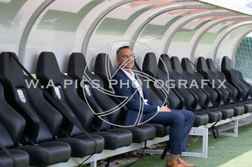 Pressekonferenz Lask | Pasching, AUSTRIA,24.JUL.20 - SOCCER - Pressekonferenz LASK Image shows head coach Dominik Thalhammer  (LASK).
Photo: SMP/Andreas Willdoner