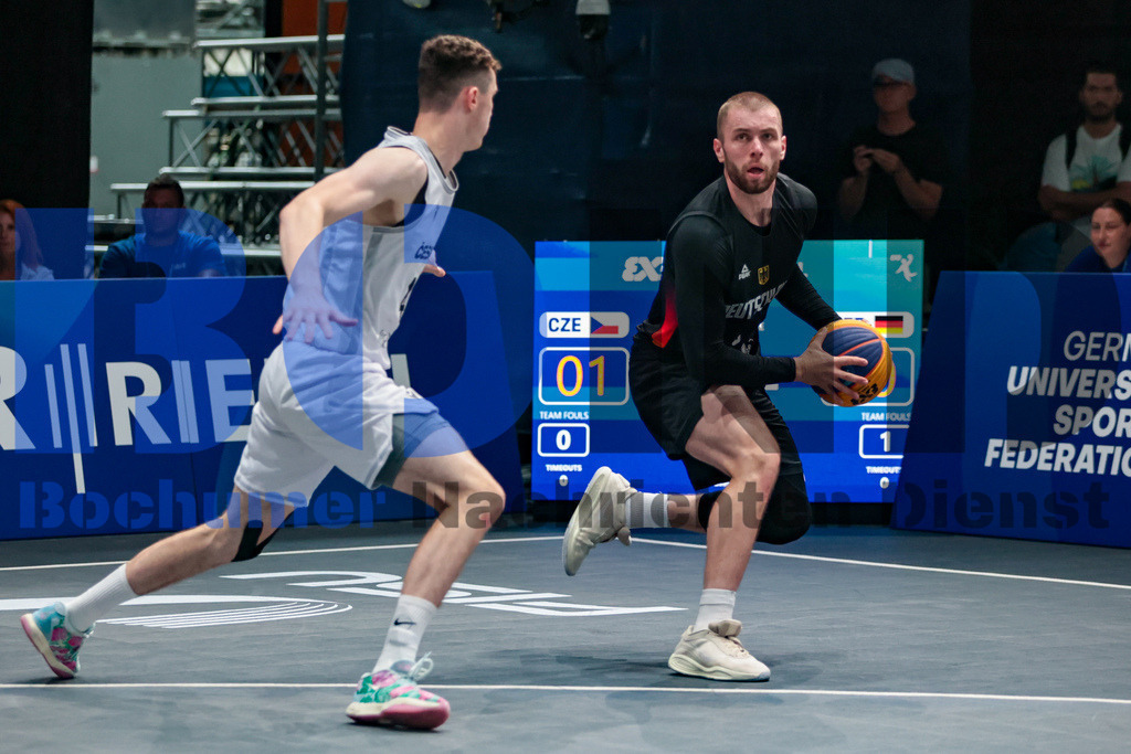 SES_RRG3x320250720-87 | bond - Realisiert mit Pictrs.com