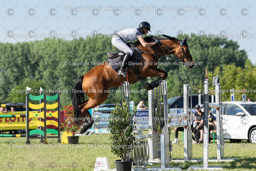 CL5A5768 | Emilia Reinking Fotografie - Realisiert mit Pictrs.com