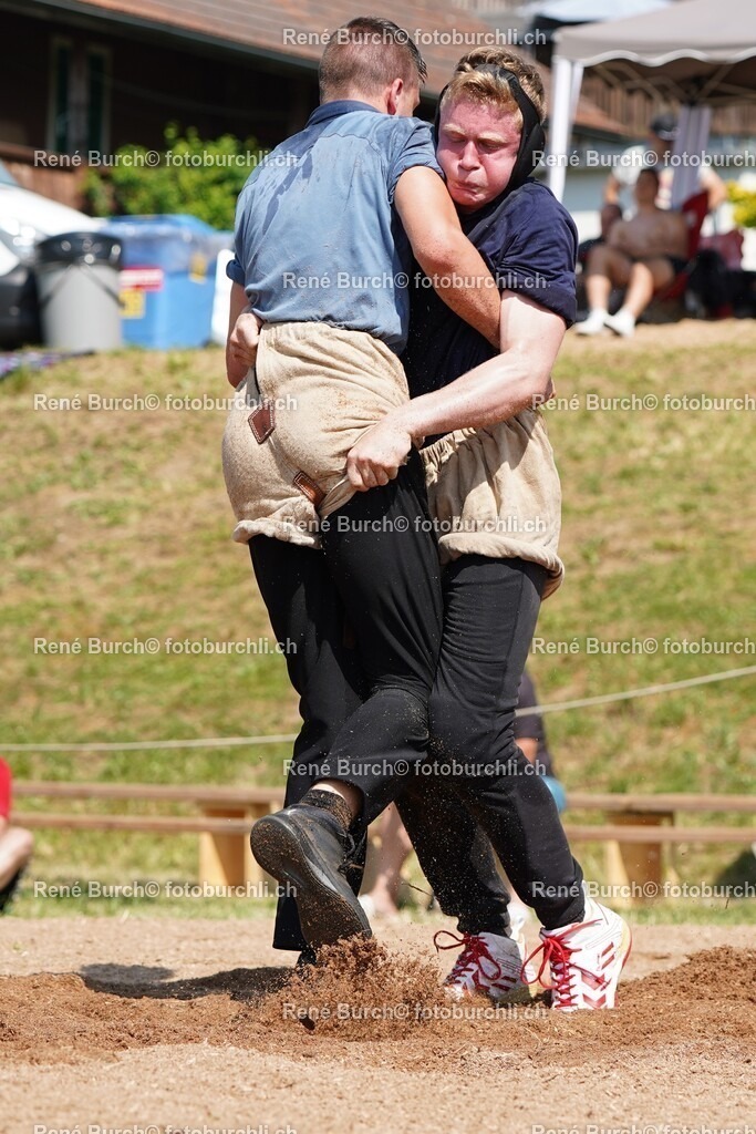 63 | René Burch leidenschaftlicher Fotograf aus Kerns in Obwalden.  Hier finden sie Sport, Landschaft und Natur Fotografie.
 - Realisiert mit Pictrs.com