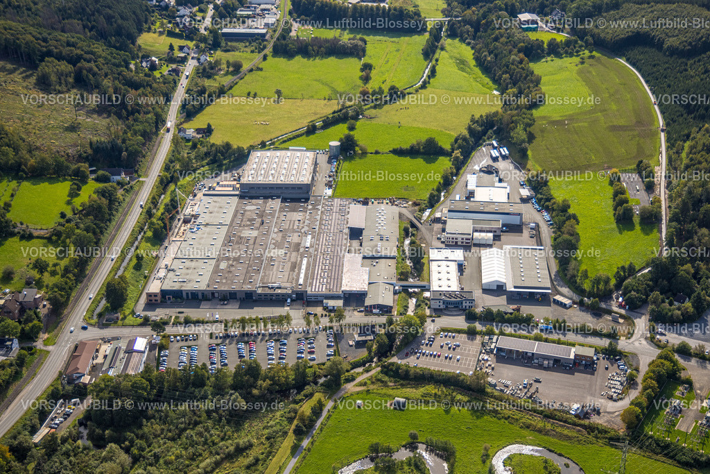 Sundern230905299 | Luftbild, Gewerbegebiet Am Lindhövel, Schulte Home GmbH Werksgelände, Valerius Logistik GmbH, Hachen, Sundern, Sauerland, Nordrhein-Westfalen, Deutschland