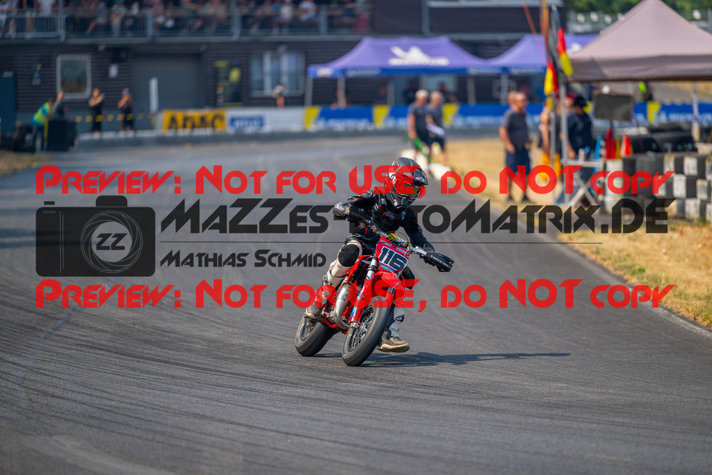 MaZZes-Fotomatrix-20260816-618502 | ROOKIES